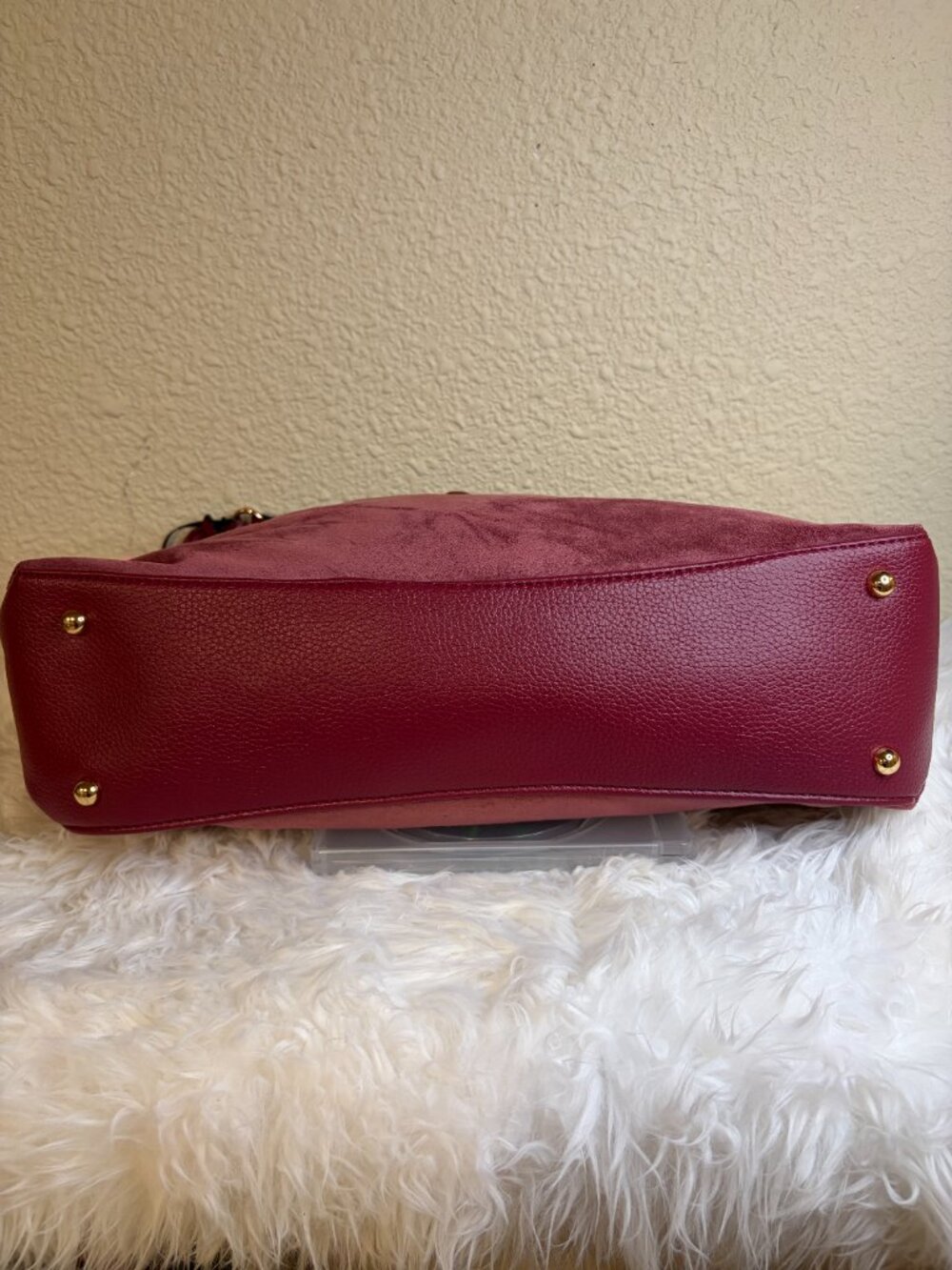 Juicy Couture Royal Crest Hobo Bag Cranberry Juice Velour Chain NWT - Picture 8 of 8